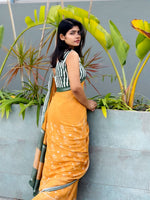 Load image into Gallery viewer, Bird of Paradise Cotton Saree
