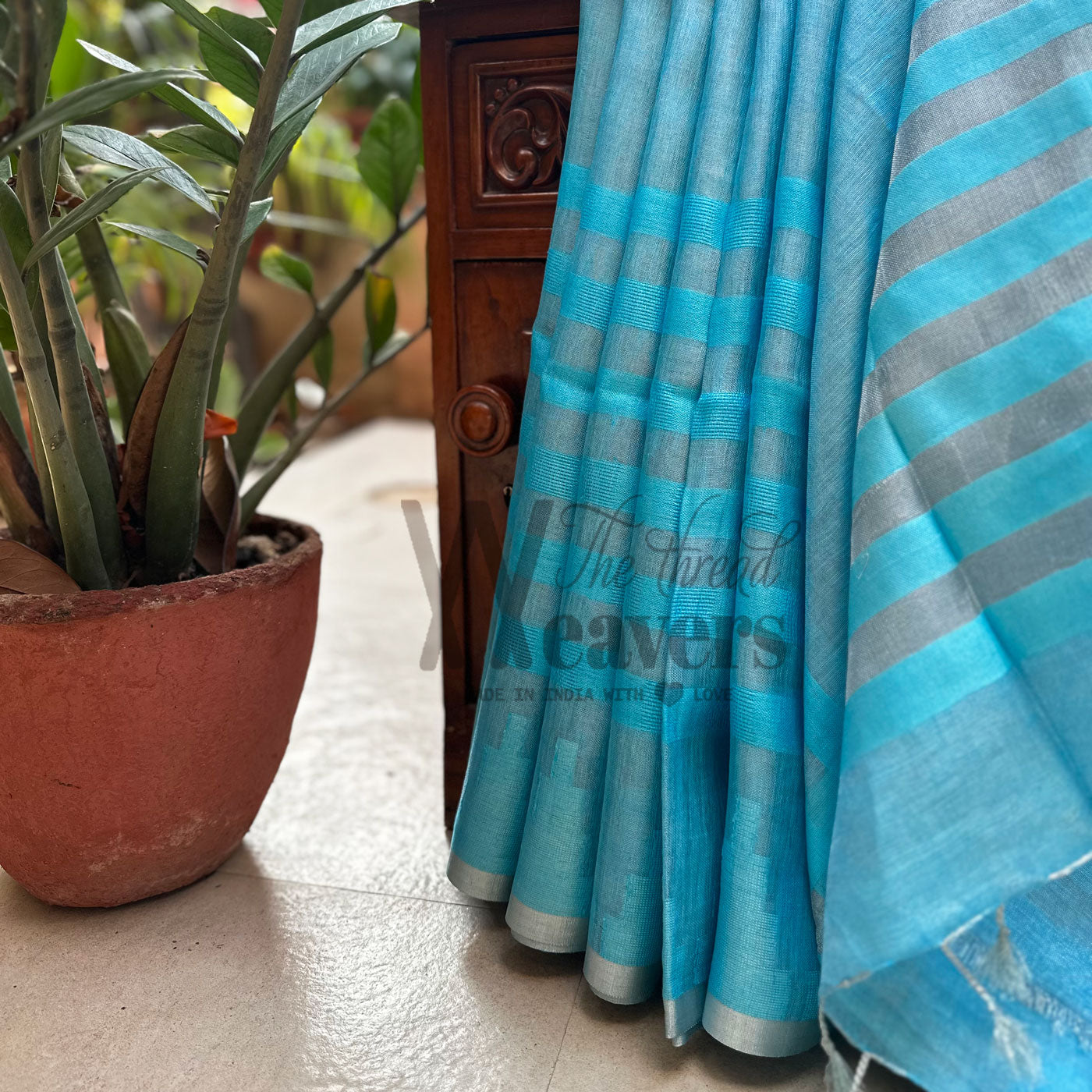 Blue Lagoon Zari Linen Saree