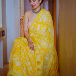 Load image into Gallery viewer, Yellow Floral printed saree
